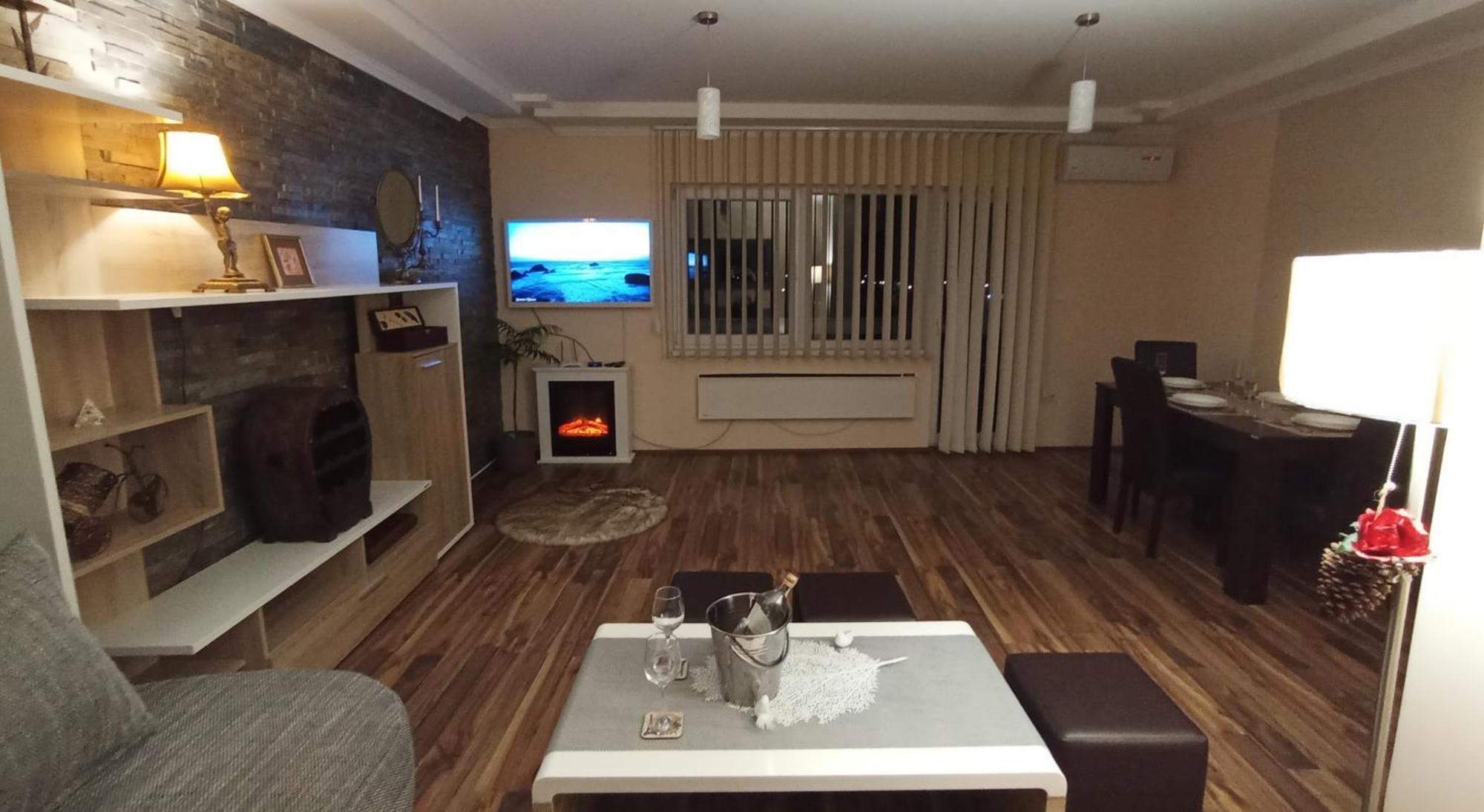 Apartman Dionis Sm 斯雷姆斯卡米特罗维察 外观 照片