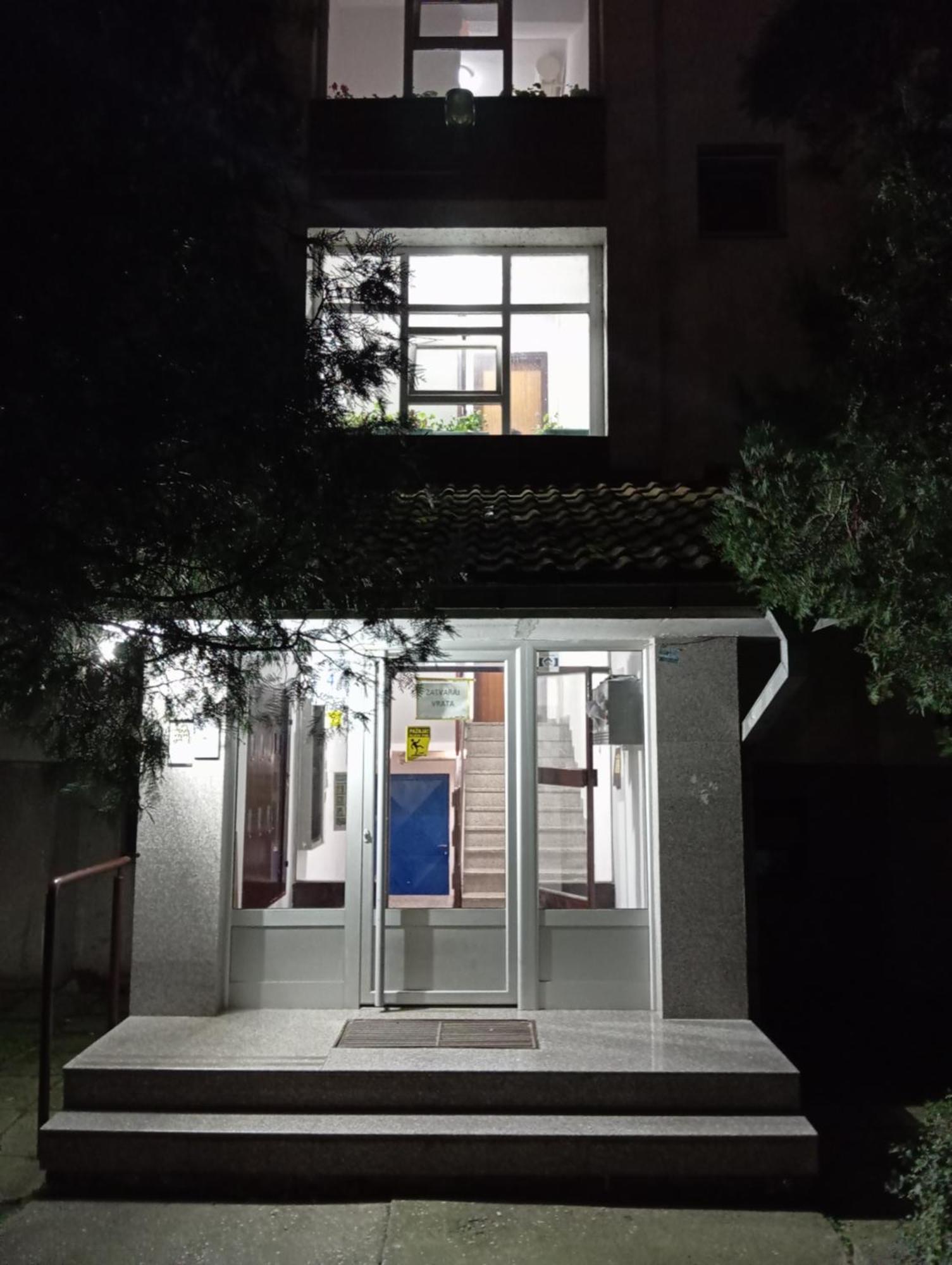 Apartman Dionis Sm 斯雷姆斯卡米特罗维察 外观 照片